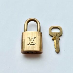 Louis Vuitton Padlock with Key #325